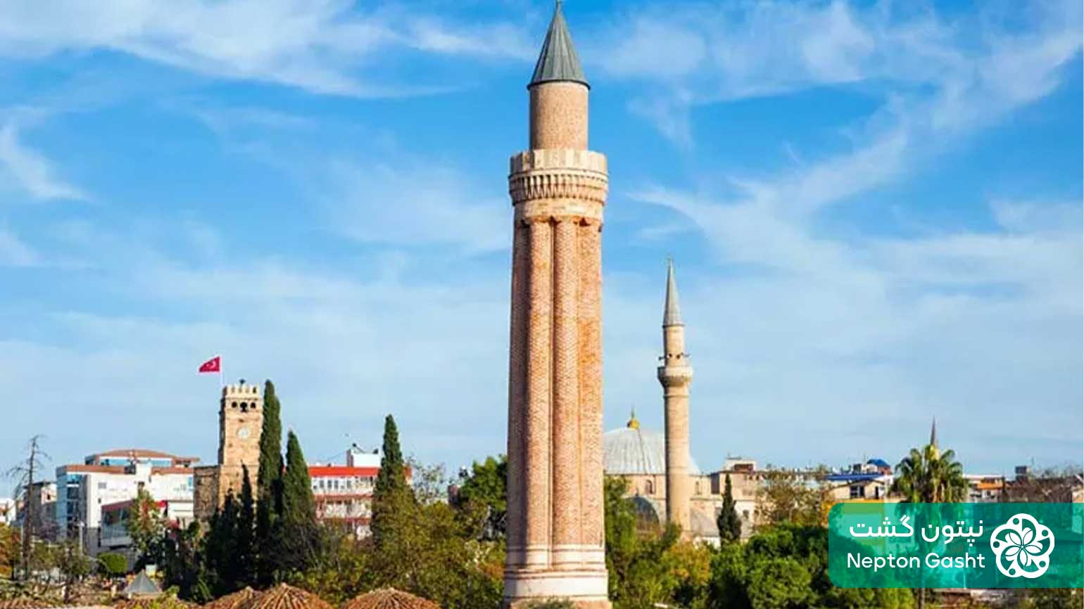 جاهای دیدنی آنتالیا 6 مسجد ییولی مناره